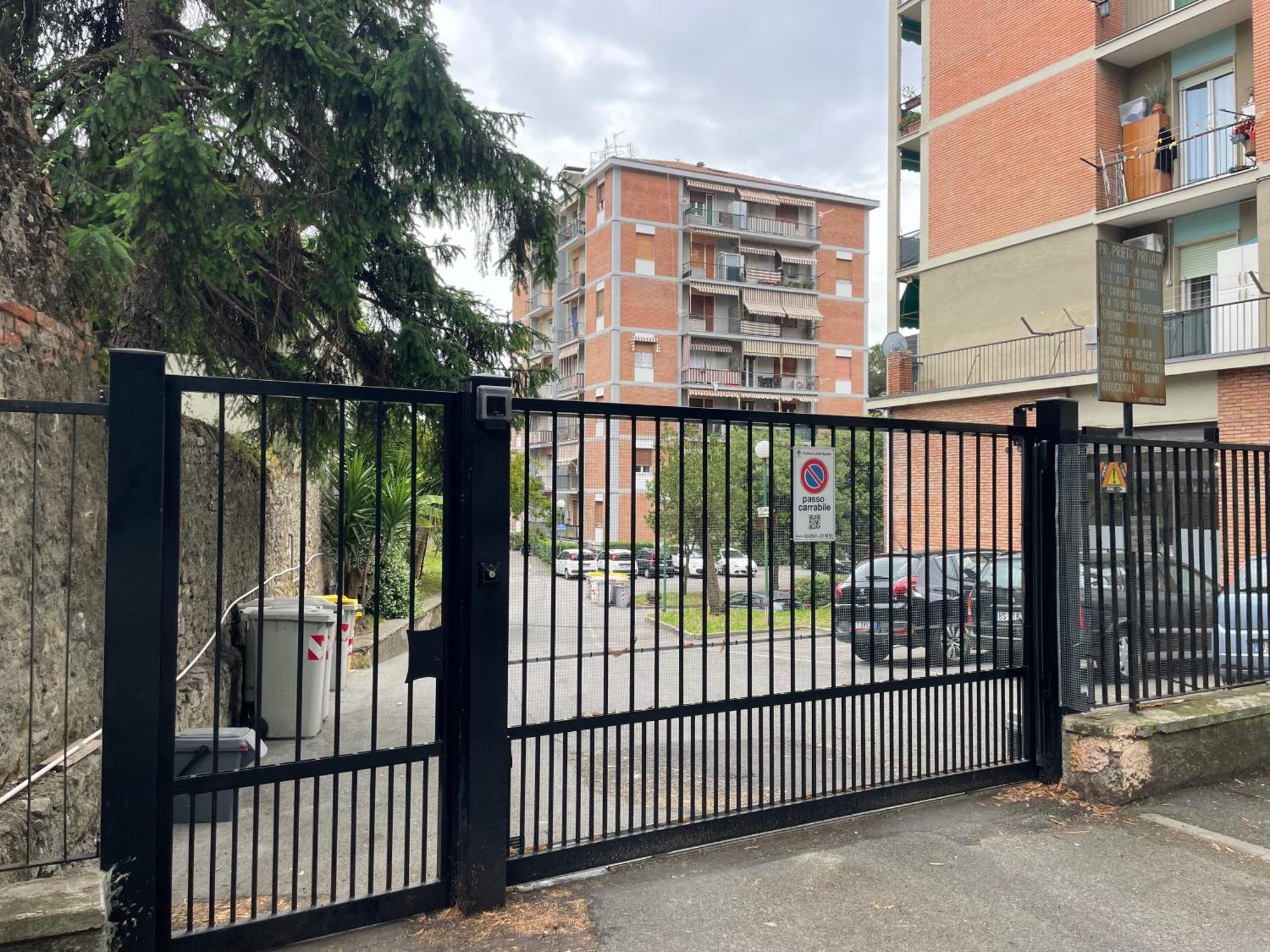 Appartamento Con Parcheggio Vicino Alla Stazione E Centro La Spezia Exterior photo