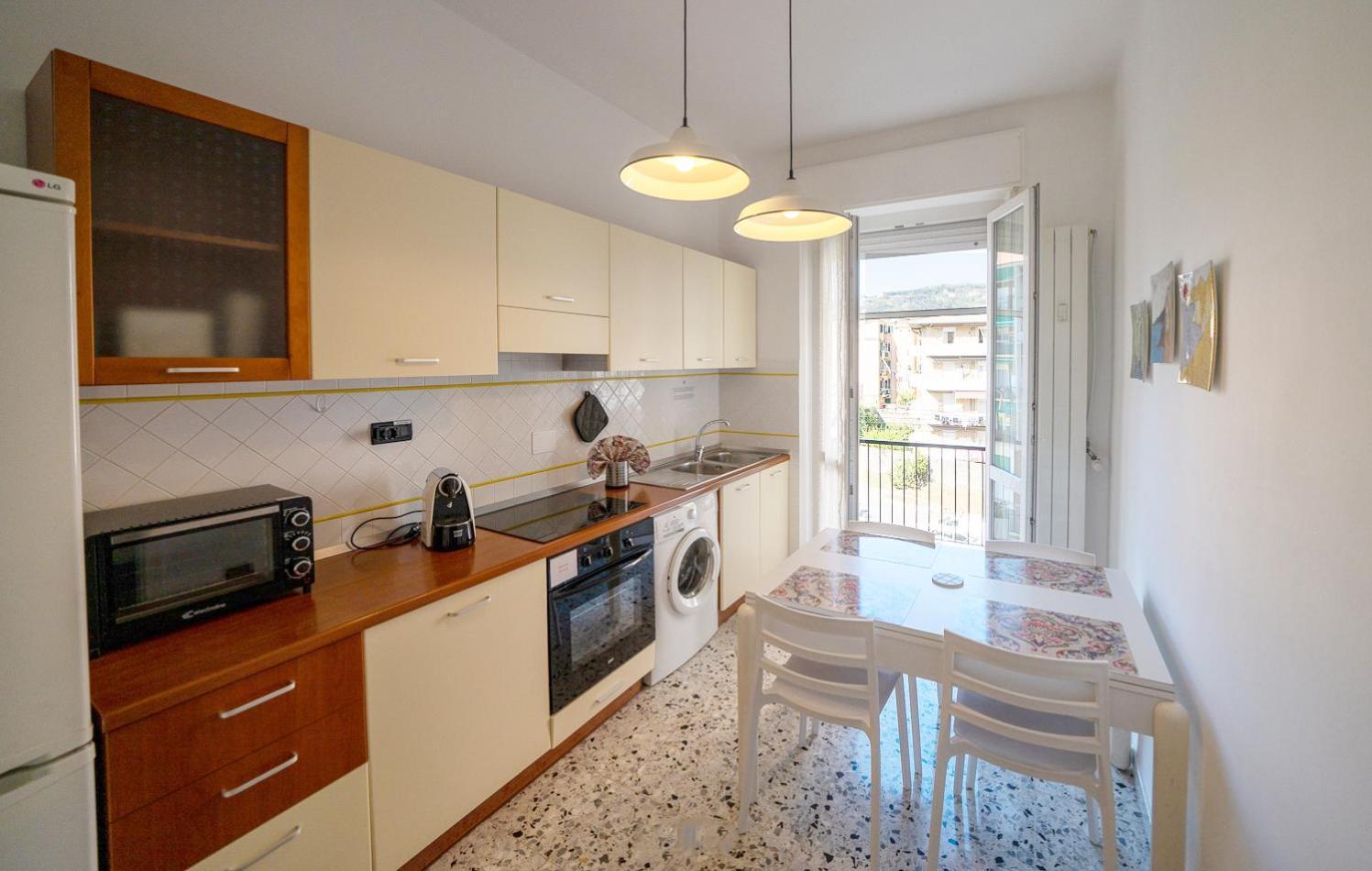 Appartamento Con Parcheggio Vicino Alla Stazione E Centro La Spezia Exterior photo